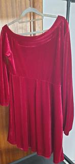 Jolie robe rouge femme taille XL idéal pour les fêtes, Vêtements | Femmes, Comme neuf, Rouge, Enlèvement ou Envoi