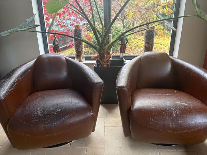 Bruine clubstoelen van imitatieleer, Huis en Inrichting, Fauteuils, Gebruikt, Kunststof, Leer, 50 tot 75 cm, 75 tot 100 cm, Ophalen