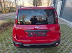 FIAT PANDA CROSS 1.0 HYBRID IN SHOWROOMSTAAT, Auto's, Voorwielaandrijving, Stof, Panda, Bedrijf