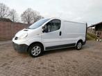 renault trafic 2.0dci 3zitplaatsen airco, Auto's, Voorwielaandrijving, Euro 5, 1995 cc, 1829 kg