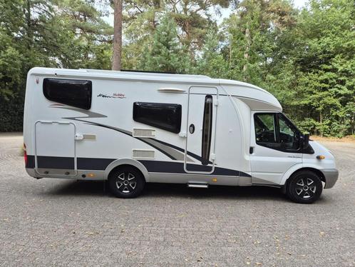 Hobby Exclusive Compact 500 GFSC TWINbed Solar zeer mooi !, Caravans en Kamperen, Mobilhomes, Bedrijf, Half-integraal, Hobby