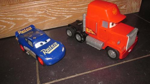 CARS auto + vrachtwagen, Kinderen en Baby's, Speelgoed |Speelgoedvoertuigen, Zo goed als nieuw, Ophalen of Verzenden