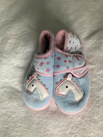Chaussons avec cheval taille 24, Enlèvement ou Envoi, Cupcake, Utilisé, Pantoufles