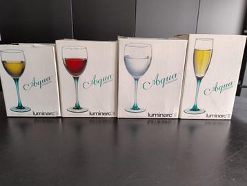 48 wijnglazen Luminarc Aqua Turquoise beschikbaar voor biedingen
