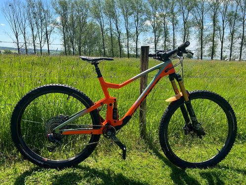 Scott Genius 900 tuned 2019 full carbone, Fietsen en Brommers, Fietsen | Mountainbikes en ATB, Gebruikt