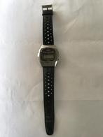 vintage digitale horloge CASIO, Montre-bracelet, Casio, Enlèvement ou Envoi, Acier