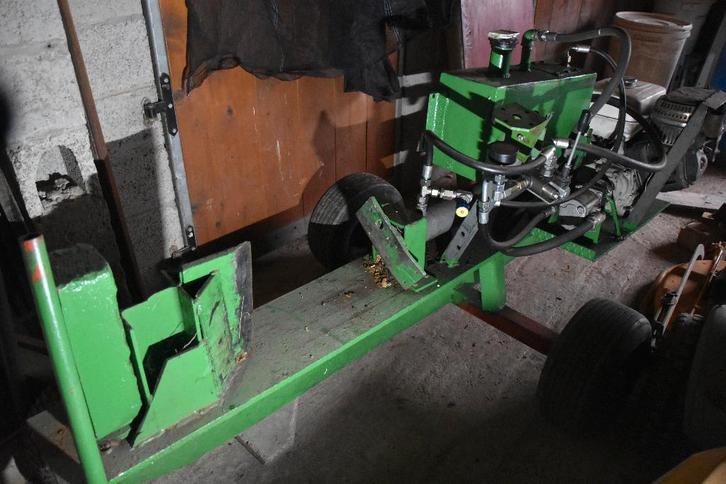 fendeuse à bois, Jardin & Terrasse, Fendeuses, Comme neuf, Allongé, Essence, Enlèvement