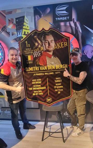 Grote gesigneerde card dimitri VDB beschikbaar voor biedingen