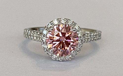 Verlovingsring met Fancy Vivid briljant gesleoen  diamant, Handtassen en Accessoires, Ringen, Zo goed als nieuw, Dame, 17 tot 18