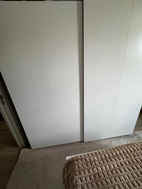 Kleerkast, Huis en Inrichting, Kasten | Kleerkasten, Zo goed als nieuw, Met deur(en), Met plank(en), Met hangruimte, Ophalen