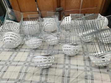 a vendre nid oiseaux beschikbaar voor biedingen