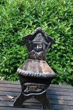tabouret ancien de Bretagne, sculpté à la main, Enlèvement ou Envoi