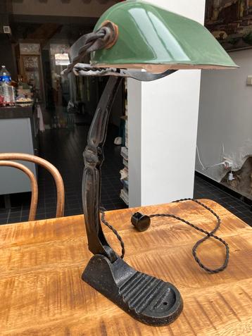 Originele Art Deco bureaulamp jaren 20 beschikbaar voor biedingen