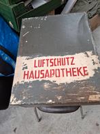 Apothehers kast LUFTSCHUTZ, Verzamelen, Ophalen of Verzenden