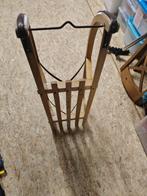 Stevige houten slee, Enlèvement, Utilisé