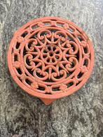 oude gietijzeren potonderzetter, Huis en Inrichting, Keuken | Potten en Pannen, Ophalen of Verzenden, Gebruikt, Gietijzer, Overige typen