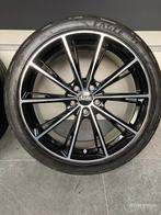 19” Nissan Juke F16 sport velgen + banden 5x114.3 225/45/19, 19 inch, Gebruikt, Banden en Velgen, Ophalen of Verzenden