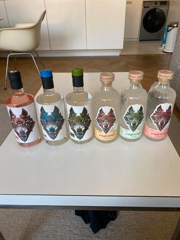 Lone wolf gin flessen beschikbaar voor biedingen
