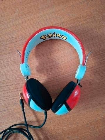 Pokemon koptelefoon met kabel beschikbaar voor biedingen