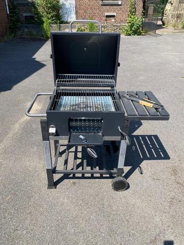 Barbecue Grillmaster beschikbaar voor biedingen