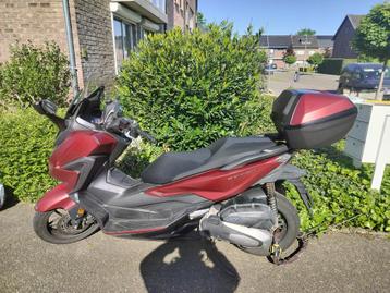 Honda Forza 125cc aug. 2022, Motoren, Motoren | Honda, Scooter, Particulier, 125 cc, 11 kW of minder