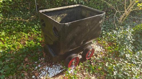 Mijnwagen (±1.2m×1m×1,2m) op rails – Eye-catcher/ tuin kunst, Antiek en Kunst, Curiosa en Brocante, Ophalen