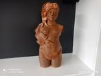 Beeld vrouw gebakken klei ( kunstenares Christien Dutoit), Ophalen