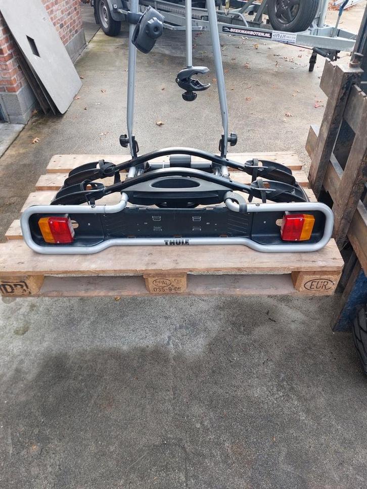 Thule 941, Auto diversen, Fietsendragers, Zo goed als nieuw, 2 fietsen, Ophalen