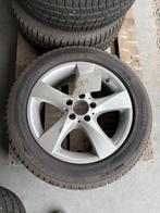 Winterbanden Mercedes V Klasse, Auto-onderdelen, Banden en Velgen, Ophalen, 17 inch, Winterbanden, Band(en)