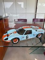 Ford GT 40 conduite Jacky Ickx vainqueur du Mans en 1969 1/8, Hobby en Vrije tijd, Modelauto's | 1:18, Ophalen of Verzenden, Zo goed als nieuw