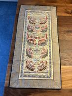 Prachtig antieke chinese zijden geborduurd tapijtje, Antiek en Kunst, Ophalen of Verzenden