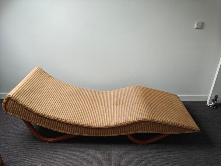 Rieten chaise longue, Huis en Inrichting, Zetels | Zetels en Chaises Longues, Ophalen