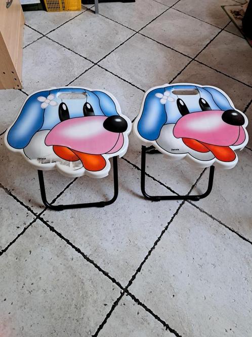 Kinderen stoel en tafel en krukken, Kinderen en Baby's, Kinderkamer | Tafels en Stoelen, Zo goed als nieuw, Ophalen