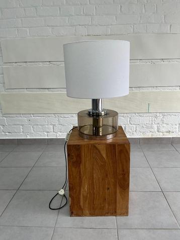  lampe 70's verre fumé gris et métal abat jour blanc beschikbaar voor biedingen