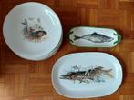 Servies met vispatronen, Ophalen