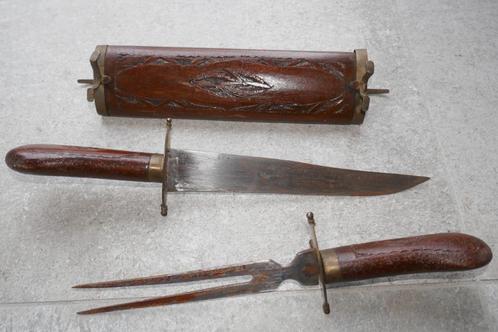 couteau et fourchette dans un support en bois, Antiquités & Art, Antiquités | Ustensiles de cuisine, Enlèvement ou Envoi