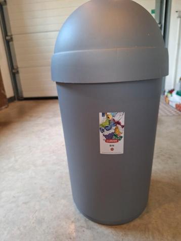 Curver 50l beschikbaar voor biedingen