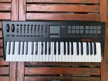 Korg triton taktile beschikbaar voor biedingen