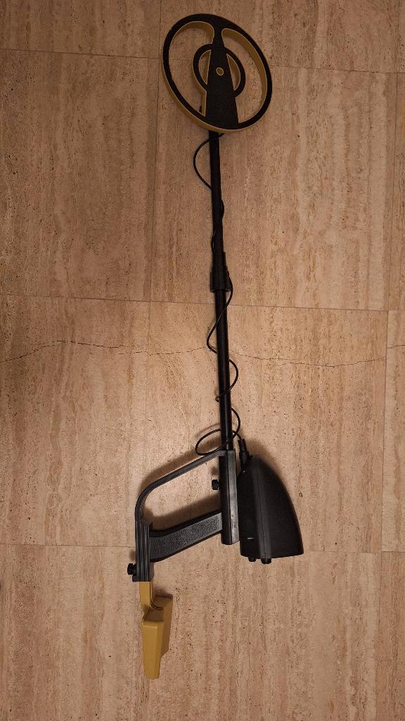 METAALDETECTOR MACGYVER, Hobby & Loisirs créatifs, Détecteurs de métaux, Comme neuf, 30 cm ou moins, Autres marques, Discrimination dans la détection de métaux