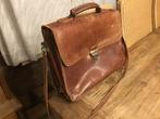 Gebruikte leren aktetas boekentas de gigli, Handtassen en Accessoires, Tassen | Schooltassen, Ophalen of Verzenden, Gebruikt