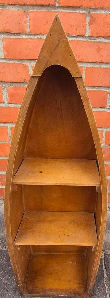 Decoratief kastje boot beschikbaar voor biedingen