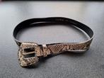 ceinture motif écailles - Neuve - Zara - 93cms, Vêtements | Femmes, Ceintures, Neuf, Enlèvement ou Envoi, Autres couleurs, Zara