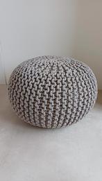 Poef gevlochten, Ophalen, Zo goed als nieuw, Rond, 50 tot 75 cm