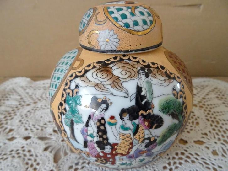 Vintage Chinees vaasje / gemberpot 12cm vintage Chinese vaas, Antiek en Kunst, Curiosa en Brocante, Ophalen of Verzenden