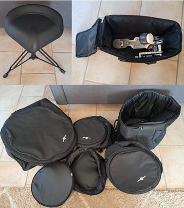 Drum accessoires: drumkruk K&M+Kick Pedaal Rogers+hoezenset beschikbaar voor biedingen