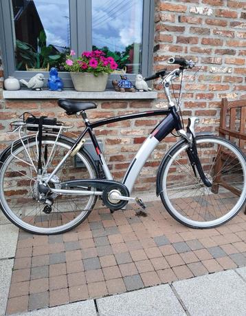 Vélo électrique batavus beschikbaar voor biedingen