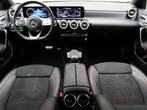 Mercedes-Benz A-Klasse 200 AMG Line Limousine + PANORAMISCH, Auto's, Stof, Zwart, 4 cilinders, Zwart