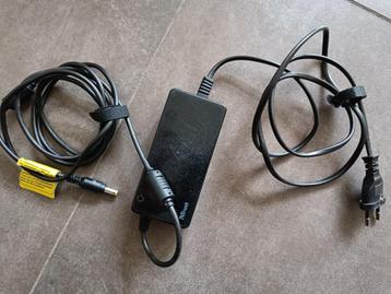 adapter laptop beschikbaar voor biedingen