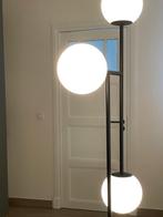 Une nouvelle lampe design sur pied, Métal, Design/hedendaags, 150 à 200 cm, Enlèvement