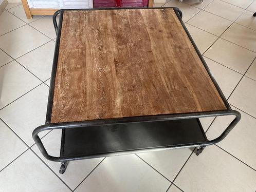 Table de salon bois massif + métal de type industriel, Maison & Meubles, Tables | Tables de salon, Utilisé, Moins de 50 cm, 100 à 150 cm